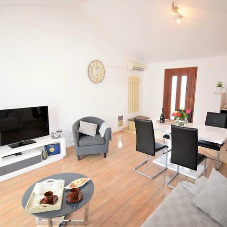 Apartment Vita Vodnjan Eksteriør bilde