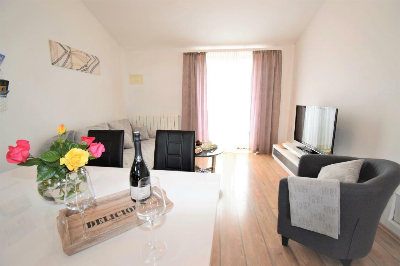 Apartment Vita Vodnjan Eksteriør bilde