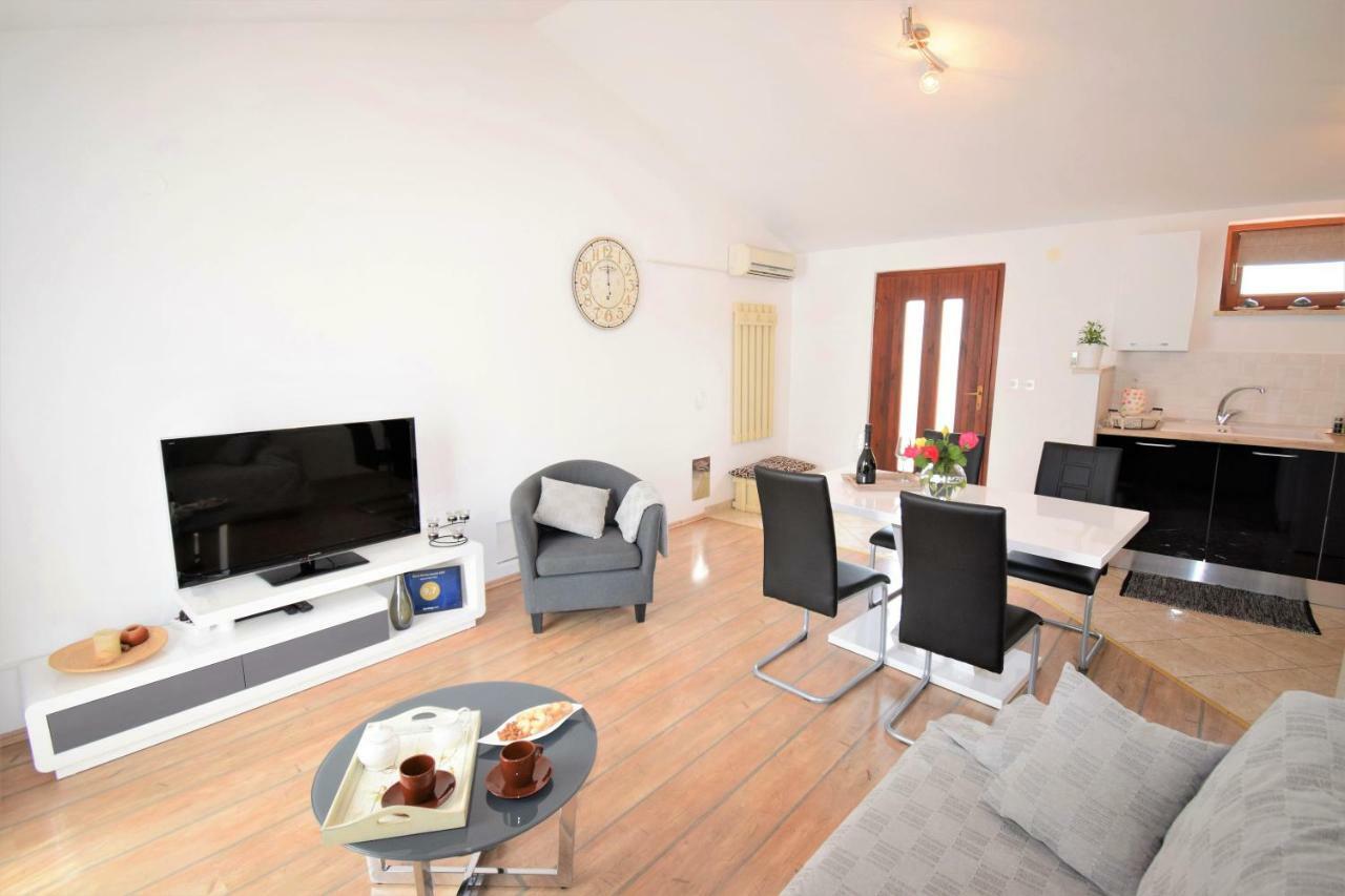 Apartment Vita Vodnjan Eksteriør bilde